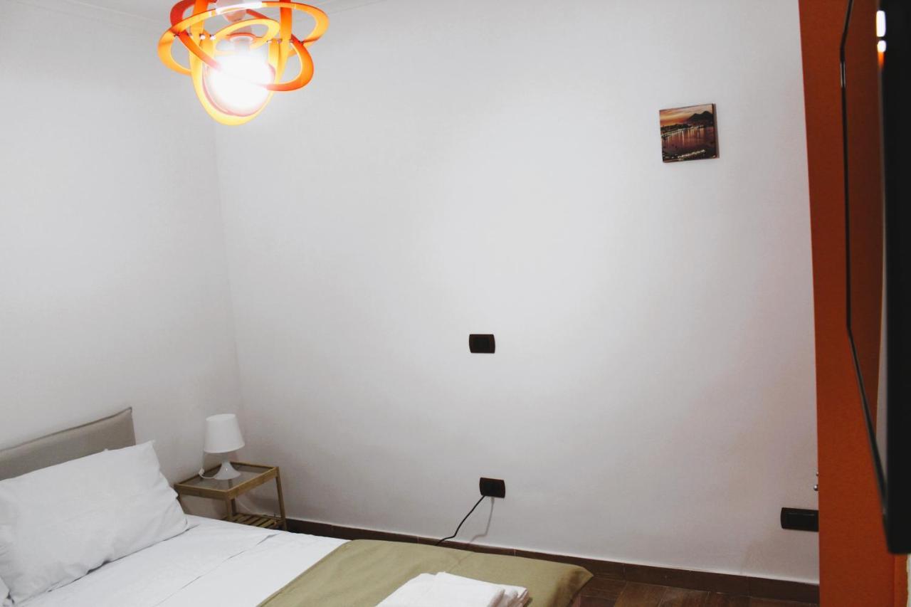 Pulcinella Home 2 เนเปิลส์ ภายนอก รูปภาพ